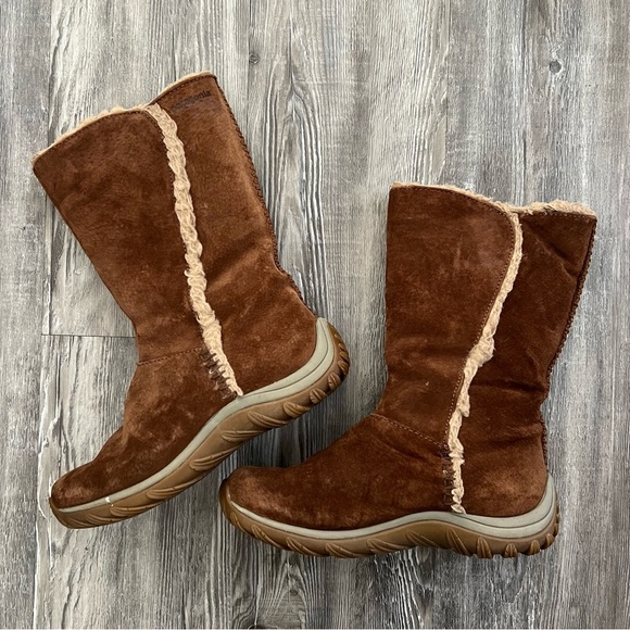 Patagonia Suede Waterproof Boots - Picture 1 of 8